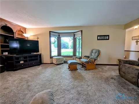215 Lakeview Dr, Bryan, OH 43506 photo 17