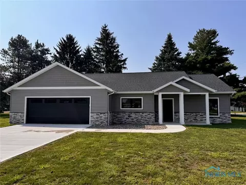 104 Knox Ln, Edgerton, OH 43517