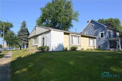 2003 Farnham Rd, Toledo, OH 43607