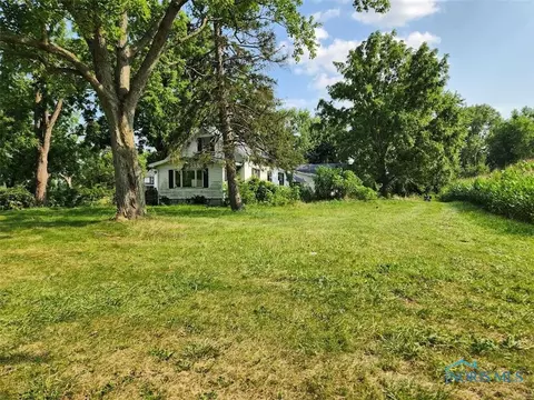 8451 Airport Hwy, Holland, OH 43528