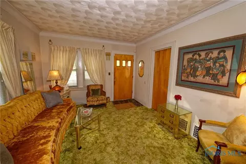 628 Waverly Ave, Toledo, OH 43607 photo 8