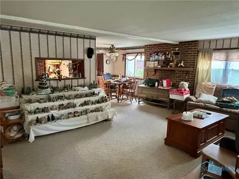155 3rd Ave, Tiffin, OH 44883 photo 3