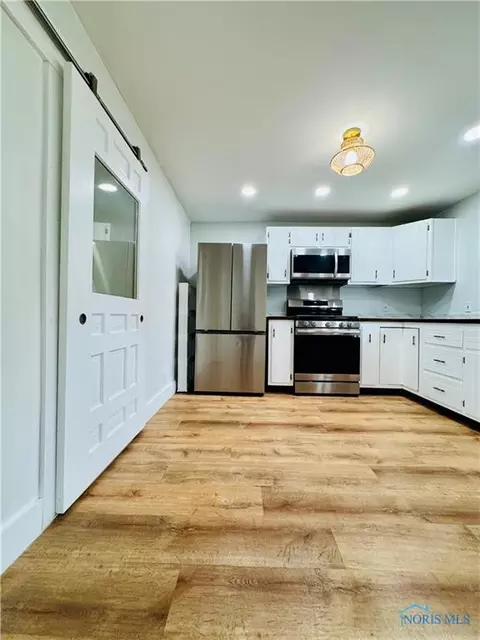 405 W Indiana St, Edon, OH 43518 photo 11