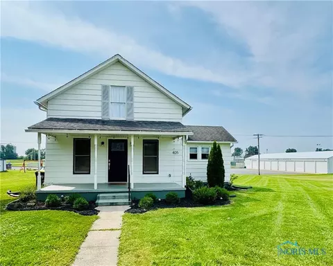 405 W Indiana St, Edon, OH 43518 photo 2