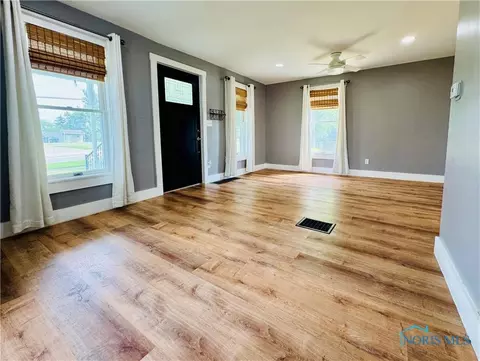 405 W Indiana St, Edon, OH 43518 photo 7