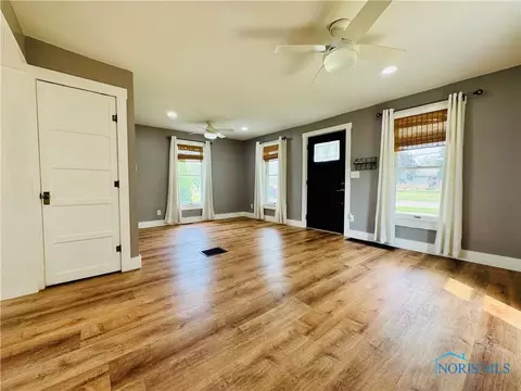 405 W Indiana St, Edon, OH 43518 photo 8