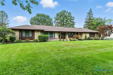 128 Church Hill Dr, Findlay, OH 45840