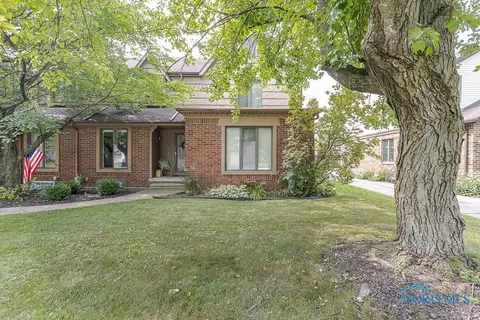 1245 Applegate St, Waterville, OH 43566 photo 2