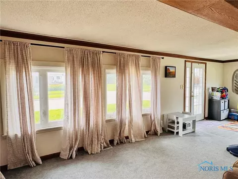 304 W Indiana St, Edon, OH 43518 photo 12