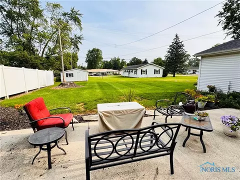 304 W Indiana St, Edon, OH 43518 photo 7