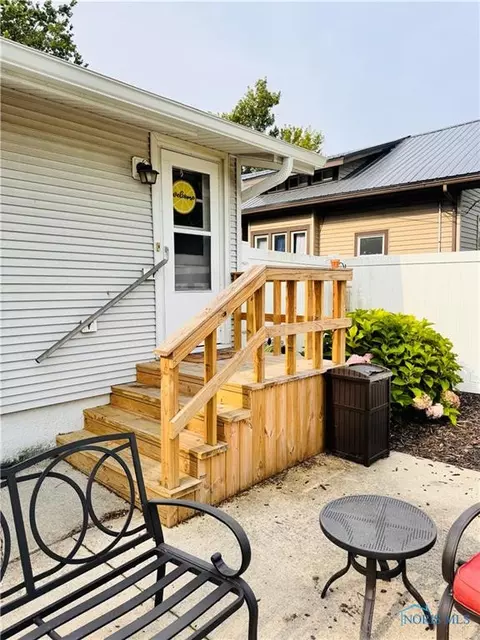 304 W Indiana St, Edon, OH 43518 photo 6