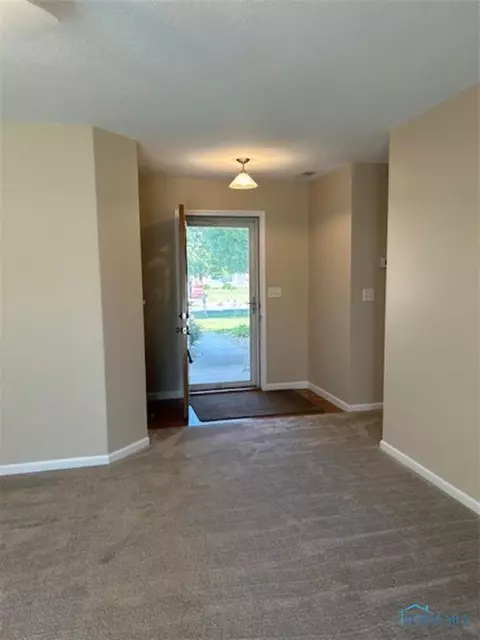 143 Amy Dr, Bryan, OH 43506 photo 8