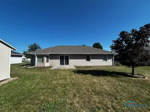 143 Amy Dr, Bryan, OH 43506 photo 2