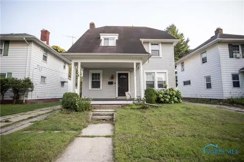 2335 Charlestown Ave, Toledo, OH 43613