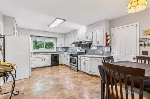 147 Bell Ave, Findlay, OH 45840 photo 10