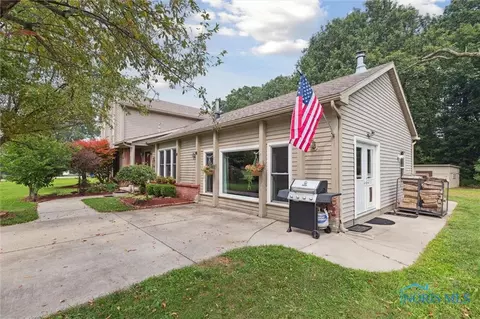 725 Donovan Rd, Curtice, OH 43412 photo 3