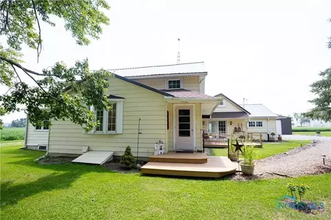 30702 Weichman Rd, Holgate, OH 43527