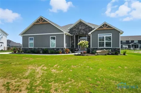 8509 Hocking Cv, Waterville, OH 43566