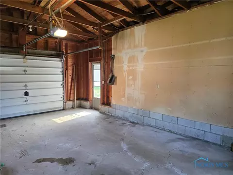 40 W Main St, Leipsic, OH 45856 photo 21