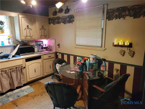 508 N Johnson St, Ada, OH 45810 photo 5