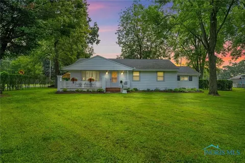 5350 Pawnee Rd, Toledo, OH 43613