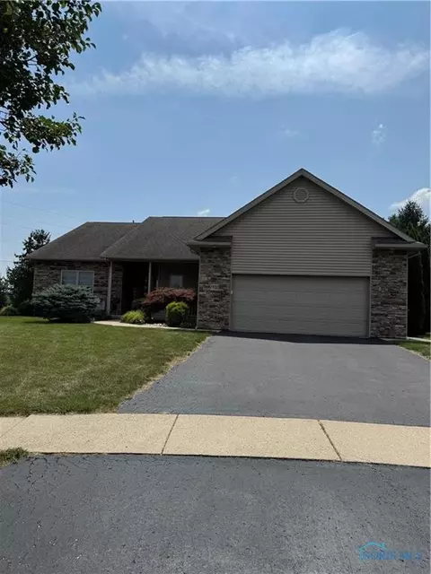 1933 Lippincott Ave, Findlay, OH 45840