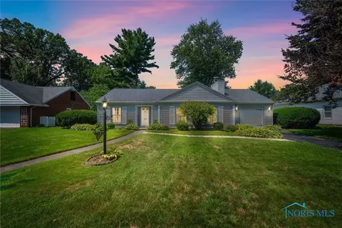 2629 Wicklow Rd, Toledo, OH 43606