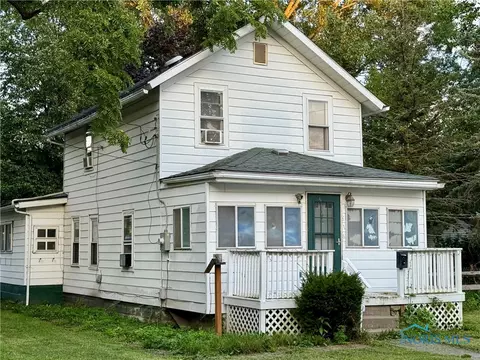 616 N Grove St, Bowling Green, OH 43402