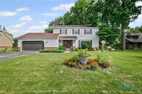 920 Bexley Dr, Perrysburg, OH 43551