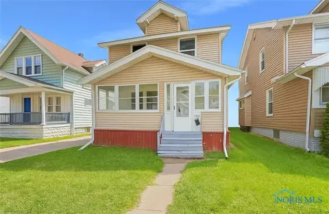 3530 Hoiles Ave, Toledo, OH 43612