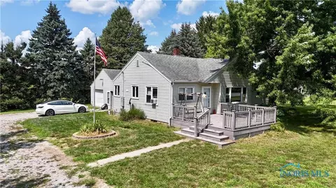 8574 Stever Rd, Defiance, OH 43512