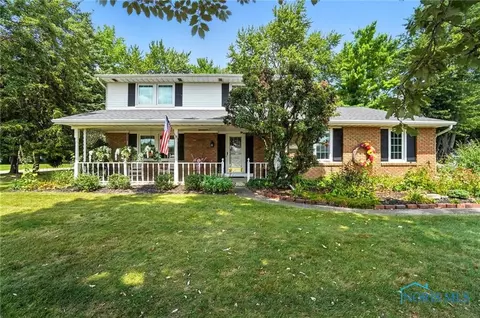 715 Spruce St, Wauseon, OH 43567