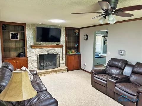 Living - 726 Crestview Ave, Bryan, OH 43506 photo 1 of 4