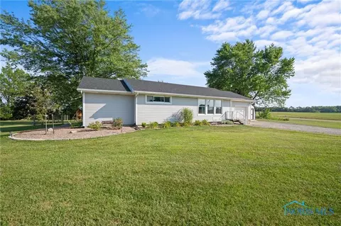 10483 County Rd E, Wauseon, OH 43567 photo 2