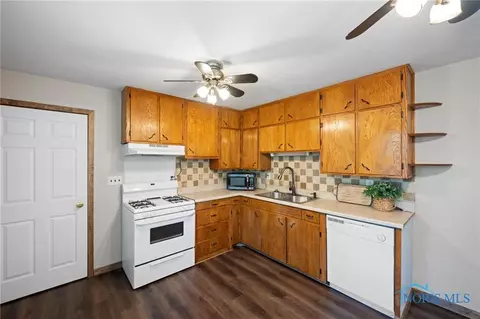 10483 County Rd E, Wauseon, OH 43567 photo 8