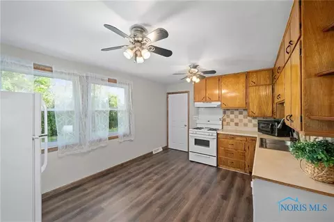 10483 County Rd E, Wauseon, OH 43567 photo 9