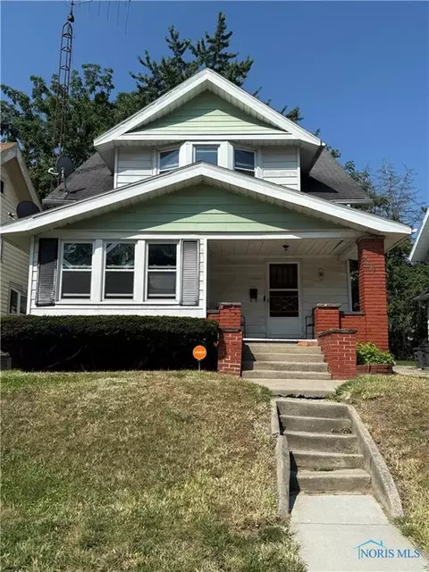 1941 Parkdale Ave, Toledo, OH 43607