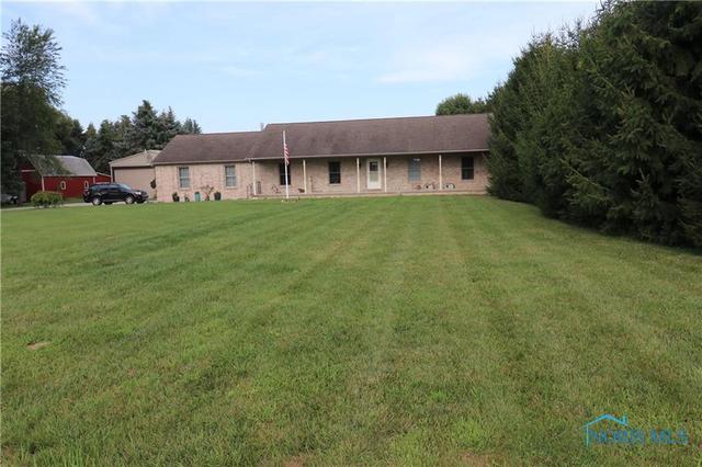 1426 S Lathrop Rd, Swanton, OH 43558
