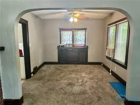 2026 Clinton St, Toledo, OH 43607 photo 11