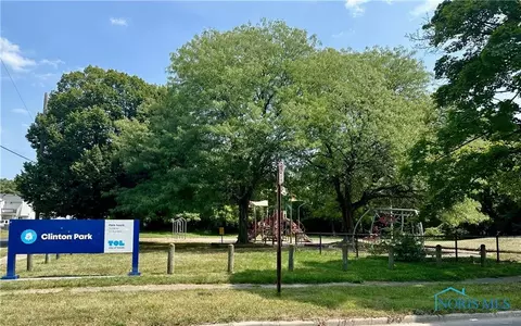 2026 Clinton St, Toledo, OH 43607 photo 5