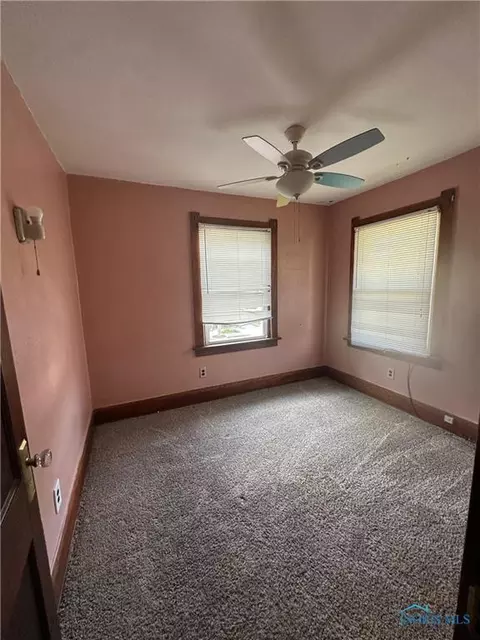 2026 Clinton St, Toledo, OH 43607 photo 28