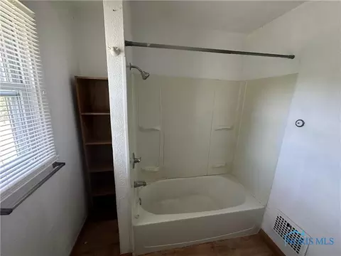 2026 Clinton St, Toledo, OH 43607 photo 22