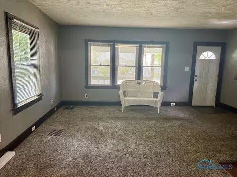 2026 Clinton St, Toledo, OH 43607 photo 10