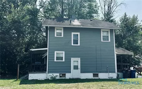 2026 Clinton St, Toledo, OH 43607 photo 3