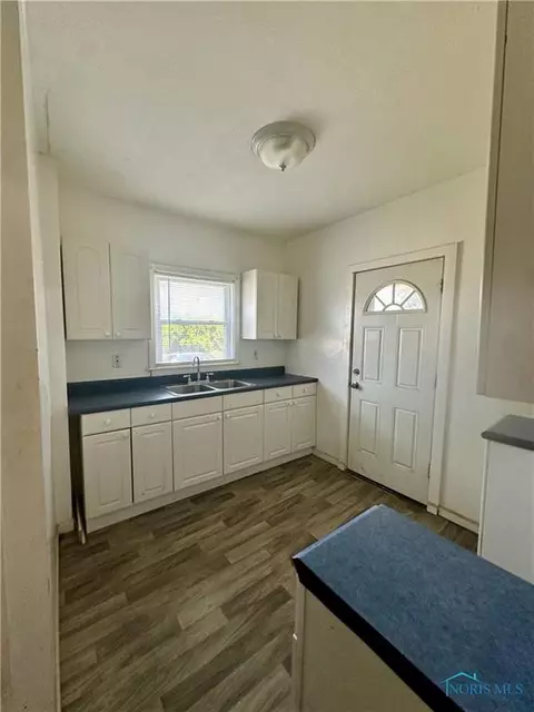 2026 Clinton St, Toledo, OH 43607 photo 18