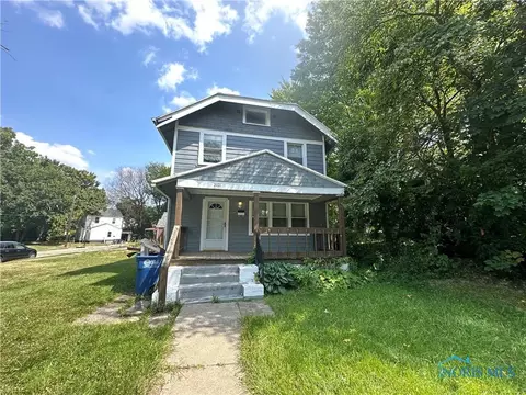 2026 Clinton St, Toledo, OH 43607 photo 2