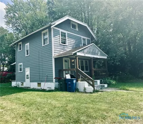 2026 Clinton St, Toledo, OH 43607 photo 4