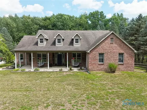 5531 S Fulton Lucas Rd, Swanton, OH 43558