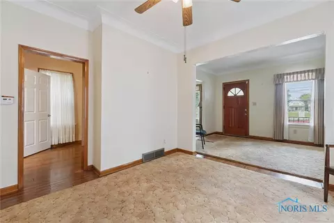 1749 Hamilton St, Toledo, OH 43607 photo 8