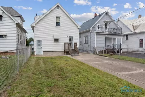 1749 Hamilton St, Toledo, OH 43607 photo 37